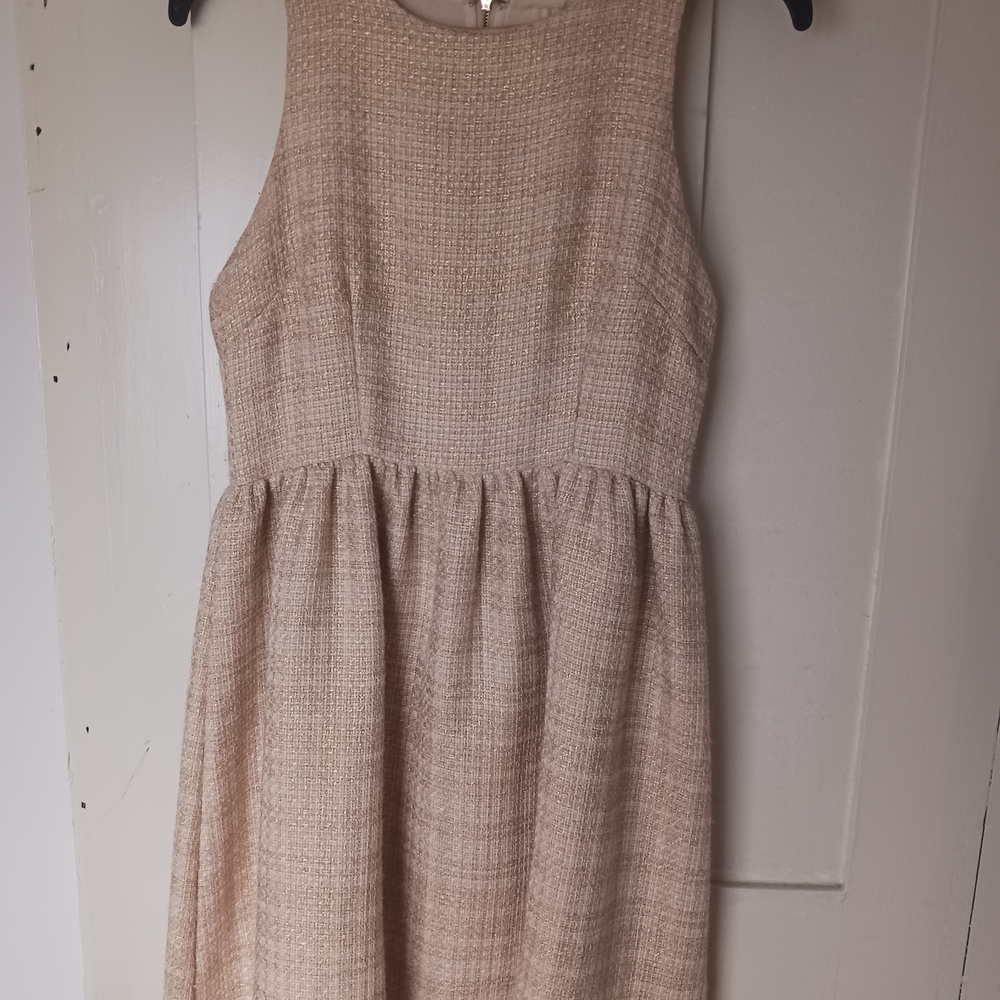 Chic Beige Sleeveless Midi Dress